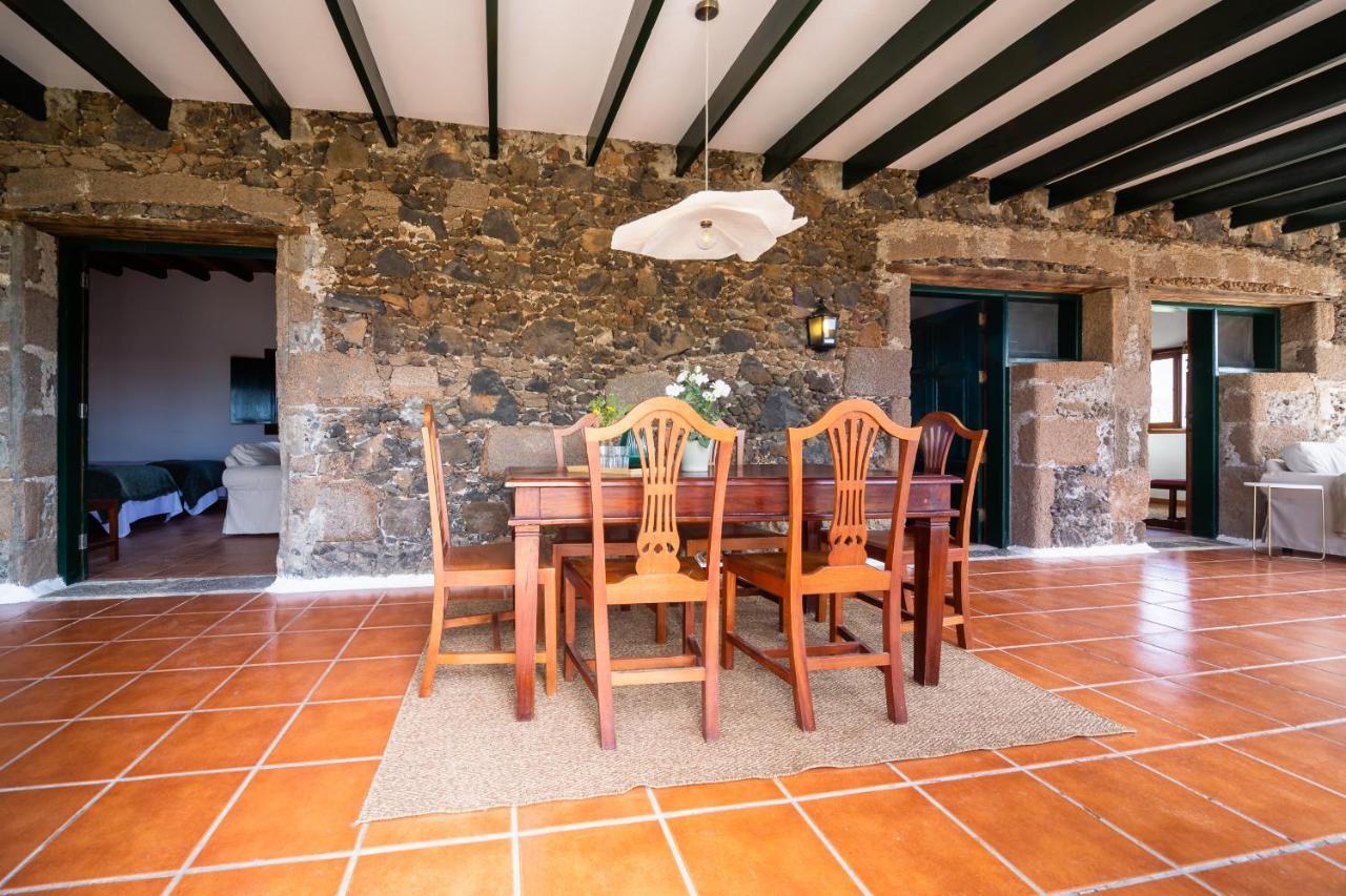 Casa "Entre Vinedos" En Masdache Villa Tías Exterior foto