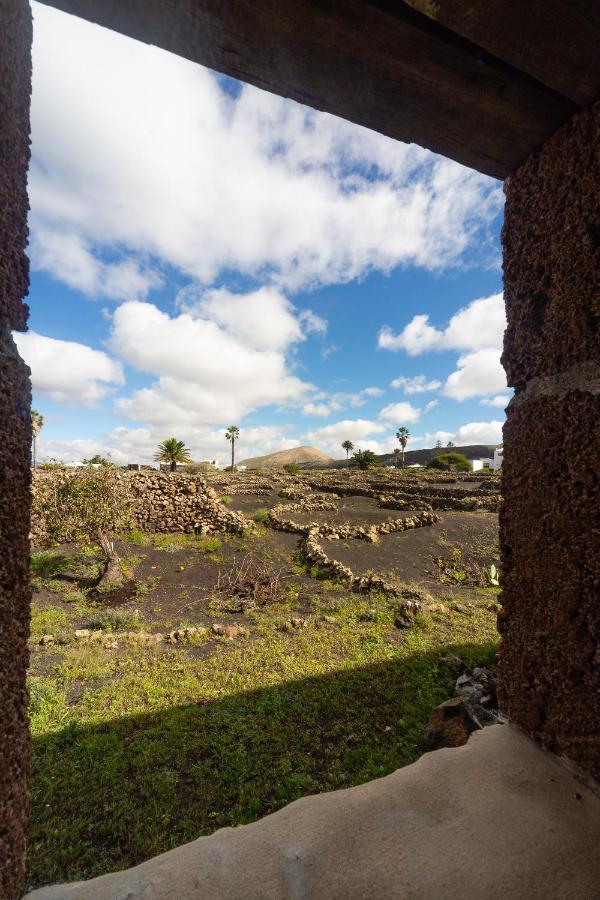 Casa "Entre Vinedos" En Masdache Villa Tías Exterior foto